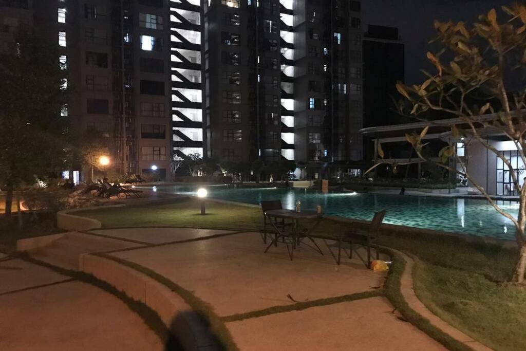 Hb1512- Hyve Studio Unit, Lake View, Cyberjaya, Free Wi-Fi, Free Parking, Netflix,Pool, 3038 Екстер'єр фото