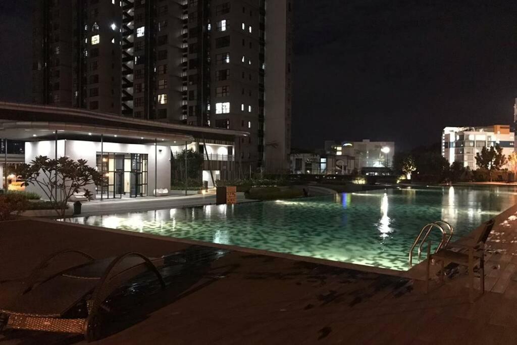 Hb1512- Hyve Studio Unit, Lake View, Cyberjaya, Free Wi-Fi, Free Parking, Netflix,Pool, 3038 Екстер'єр фото