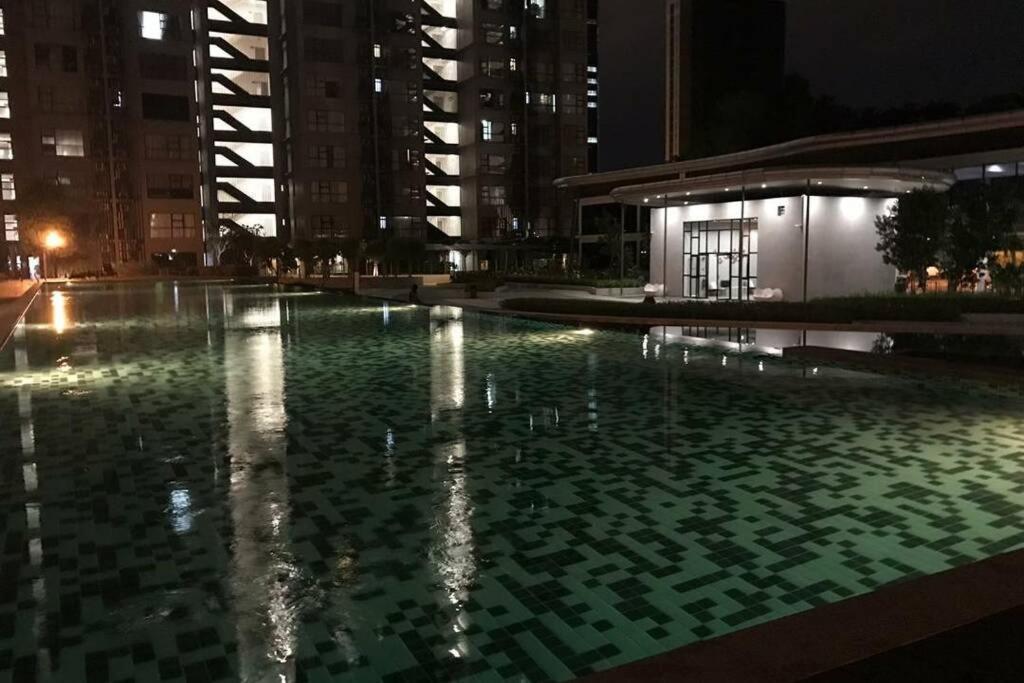 Hb1512- Hyve Studio Unit, Lake View, Cyberjaya, Free Wi-Fi, Free Parking, Netflix,Pool, 3038 Екстер'єр фото